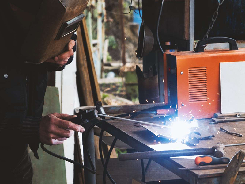 Industrial Robotic Welding Systems: Core Technology and Application in Manufacturing